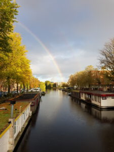 guided tripping rainbow